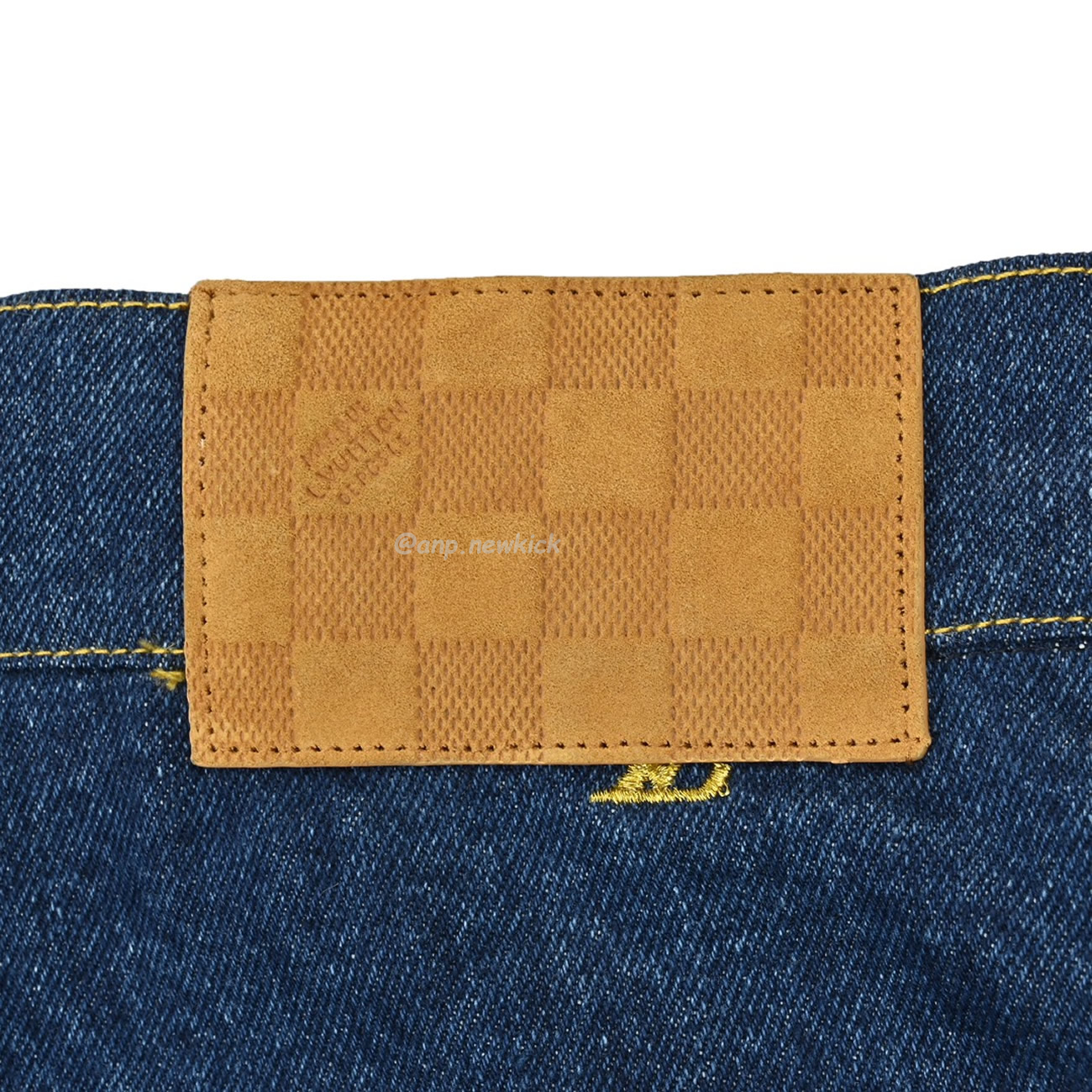 Louis Vuitton Embroidered Logo Denim Shorts (4) - www.newkick.vip